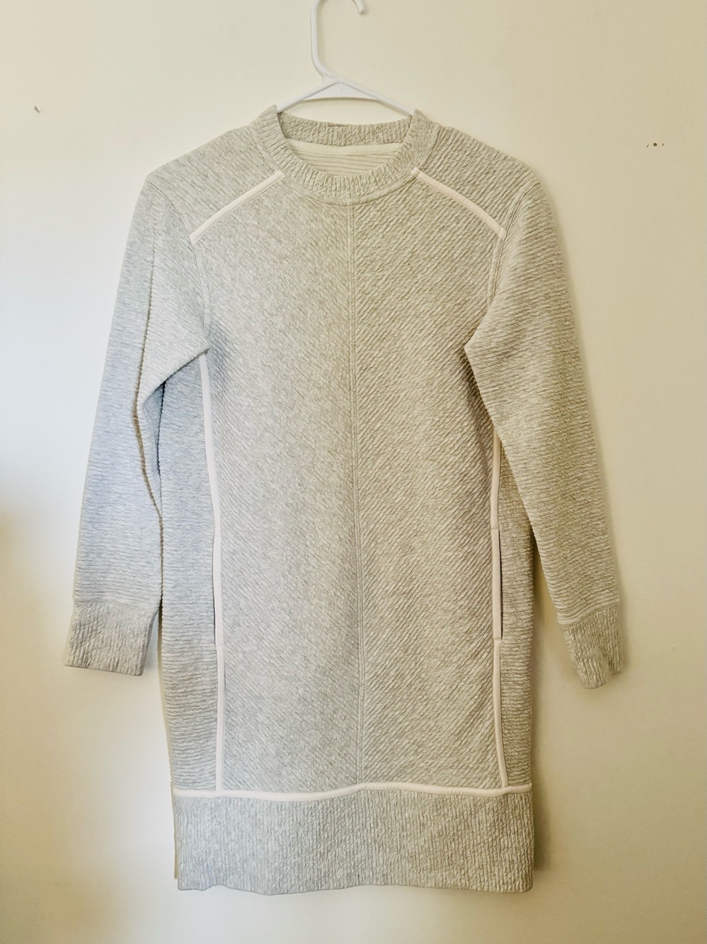 Hard to Find, Lululemon Women’s On Repeat Dress with Removal Cowl Neck
Size 4